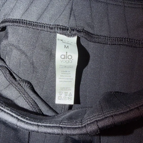 ALO Yoga Charcoal Ribbed Split-Hem Bootcut Pants - Picture 12 of 12